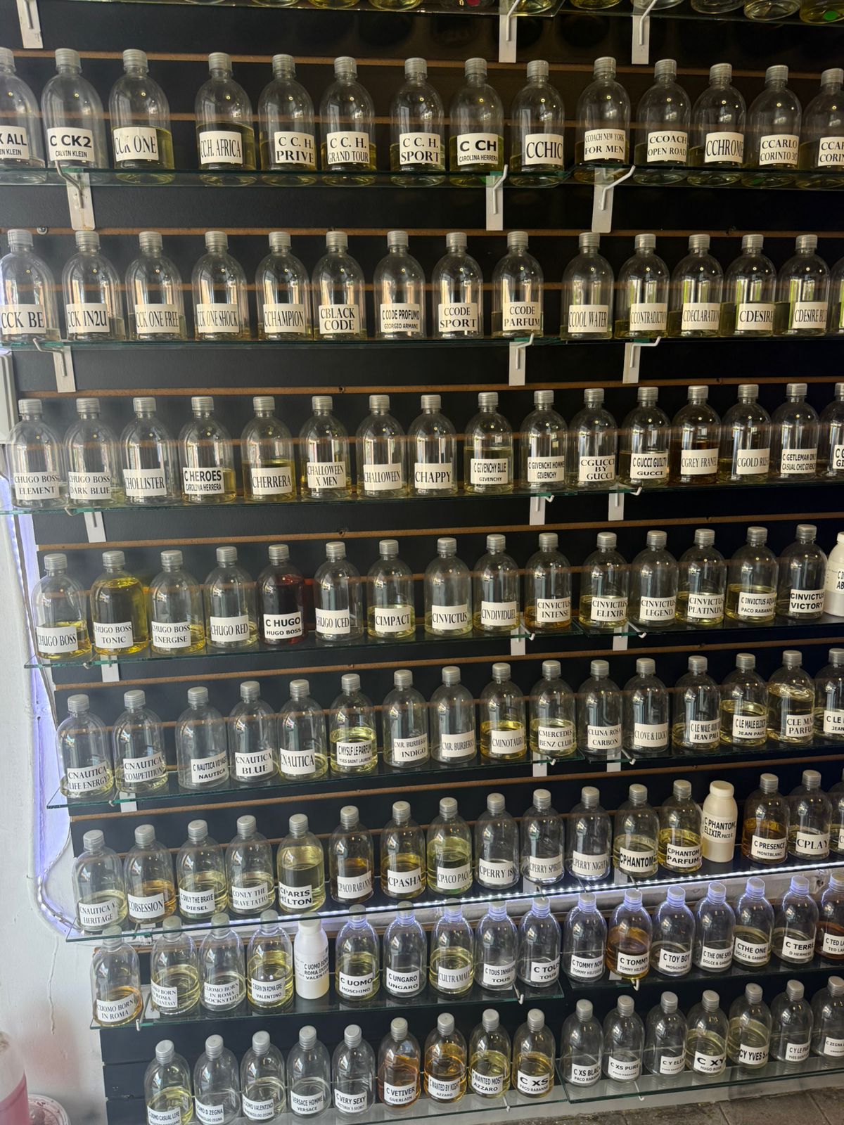 ¿Quieres ser vender Perfume? Precio distribuidor!!