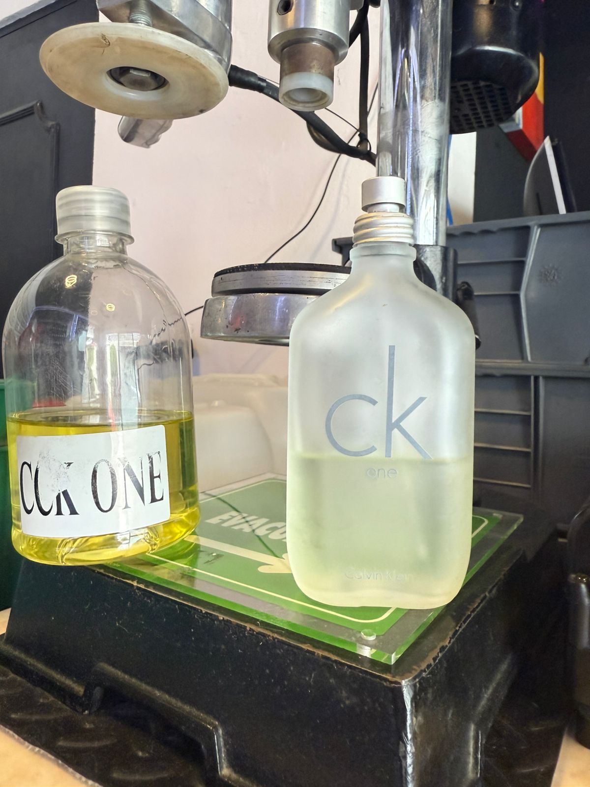 ¿Quieres ser vender Perfume? Precio distribuidor!!